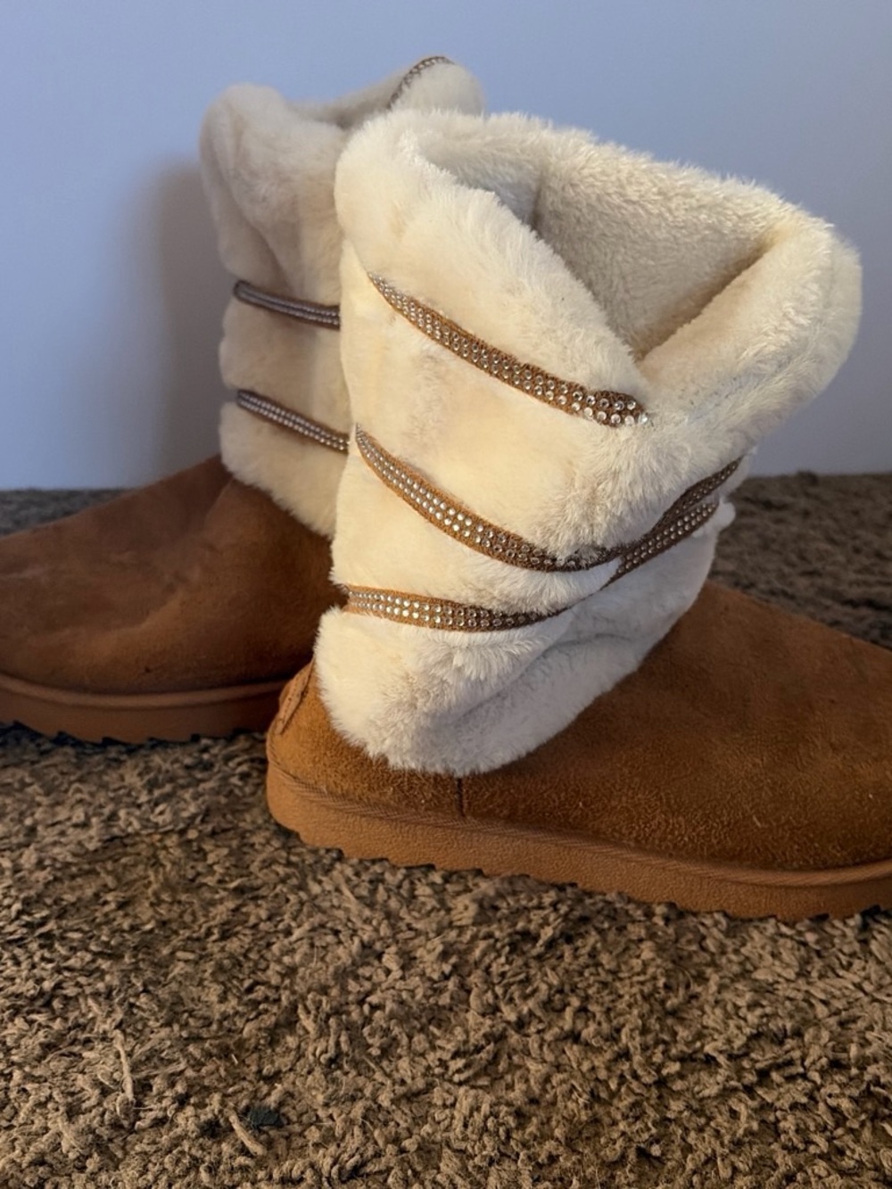 Mudd Cream Plush Lined Footwear
